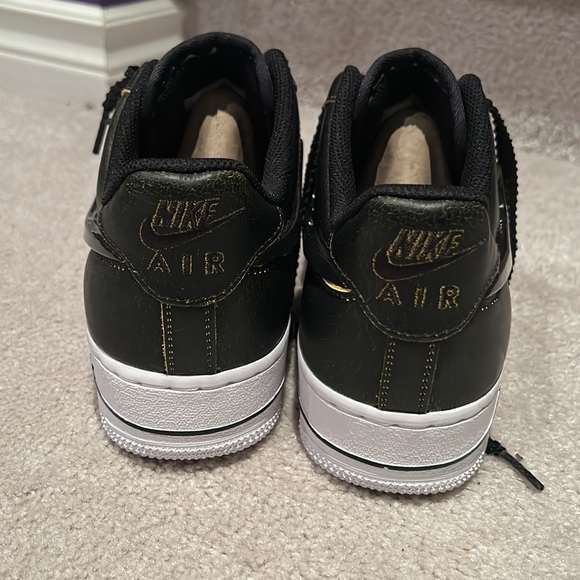 Nike Air Force 1 BHM - future movement collection. - Picture 5 of 6